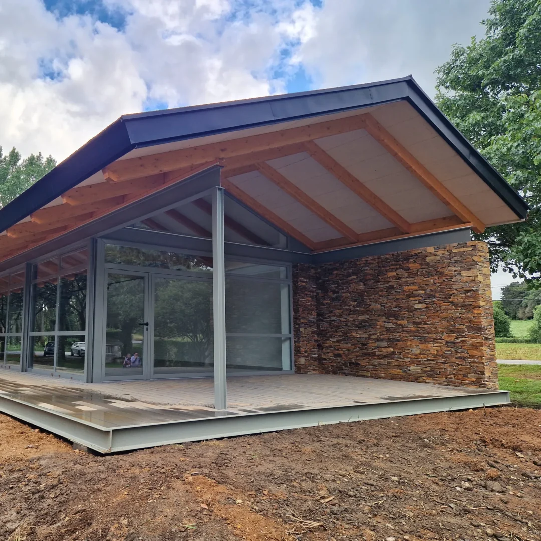 CENTRO DE INTERPRETACI&Oacute;N DEL ALTO MI&Ntilde;O EN FONMI&Ntilde;&Aacute;, A PASTORIZA (LUGO)